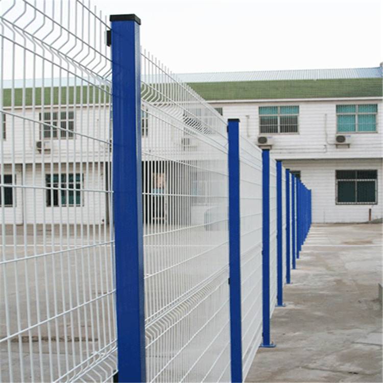 公路护栏网供应 价格合理 铁路护栏网 万泰