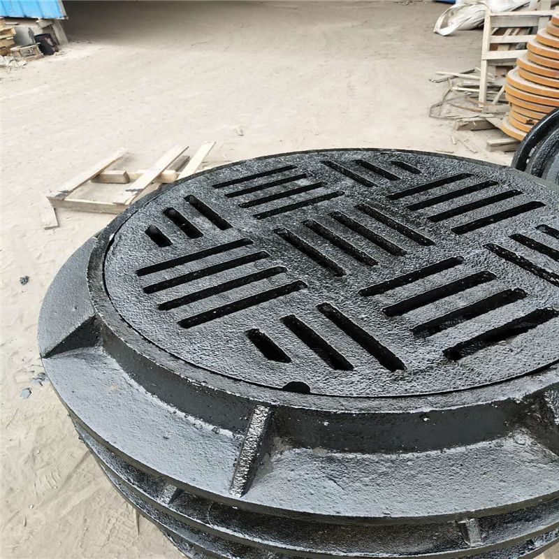 球墨铸铁井盖雨水篦子市政用700圆井400600铸铁盖板厂家大量