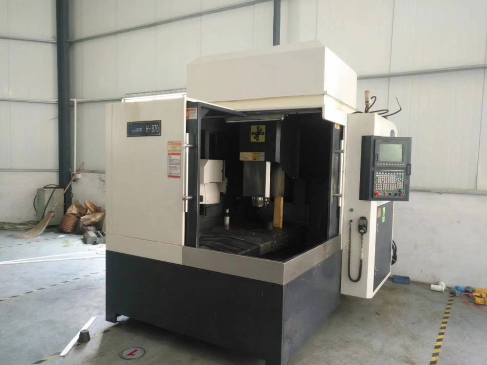 二手650精雕机cnc数控机床加工2017年出厂机新代21ma系统主轴75kw转速