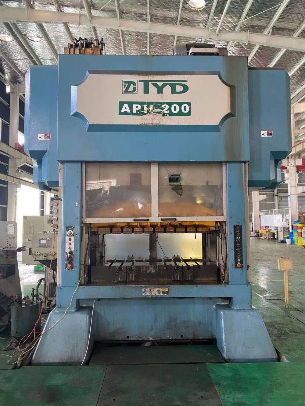 转让二手宁波泰易达aph200高速冲床二手高速冲床