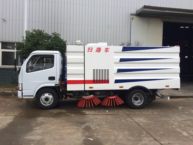 忠县道路清扫养护车_全自动道路清扫养护车_性价比高