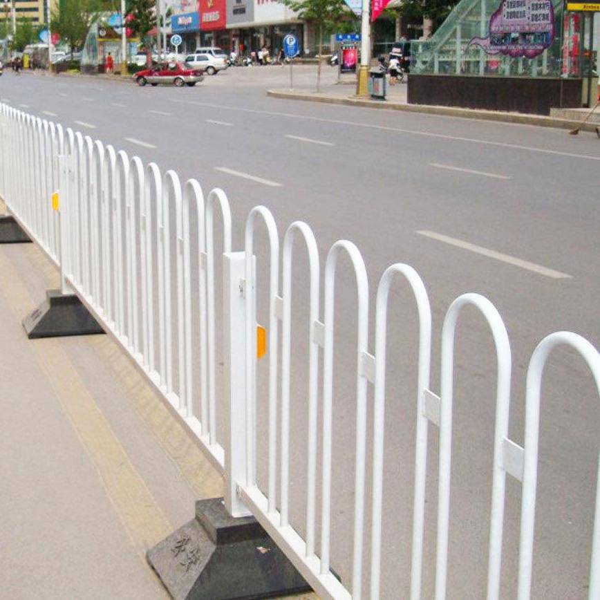 广州中央分隔带护栏宽度丨公路护栏丨铁路护栏网款式佛山焦先生