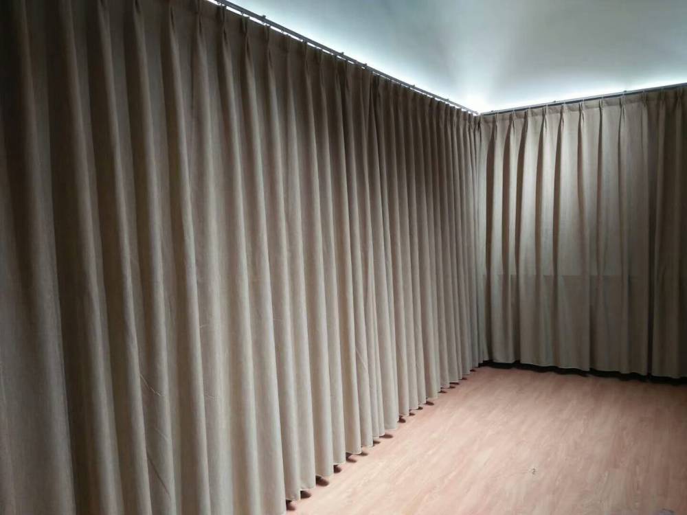 天津学校窗帘石家庄北京酒店医院遮光布艺窗帘卷帘百叶窗帘电动遥控