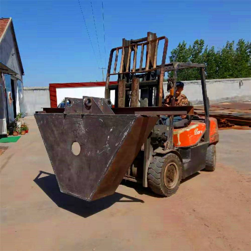 梯形沟渠摊铺滑模机 自动梯形水渠成形机 一对一指导