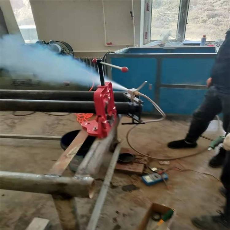 克孜勒苏化碳爆破代替传统放炮开采岩石