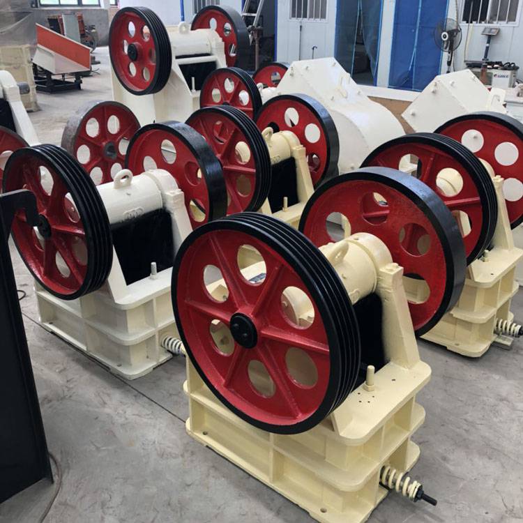 矿山铝矿石鄂式破石机 坚硬石头颚式破碎机 花岗岩玄武岩粉碎机