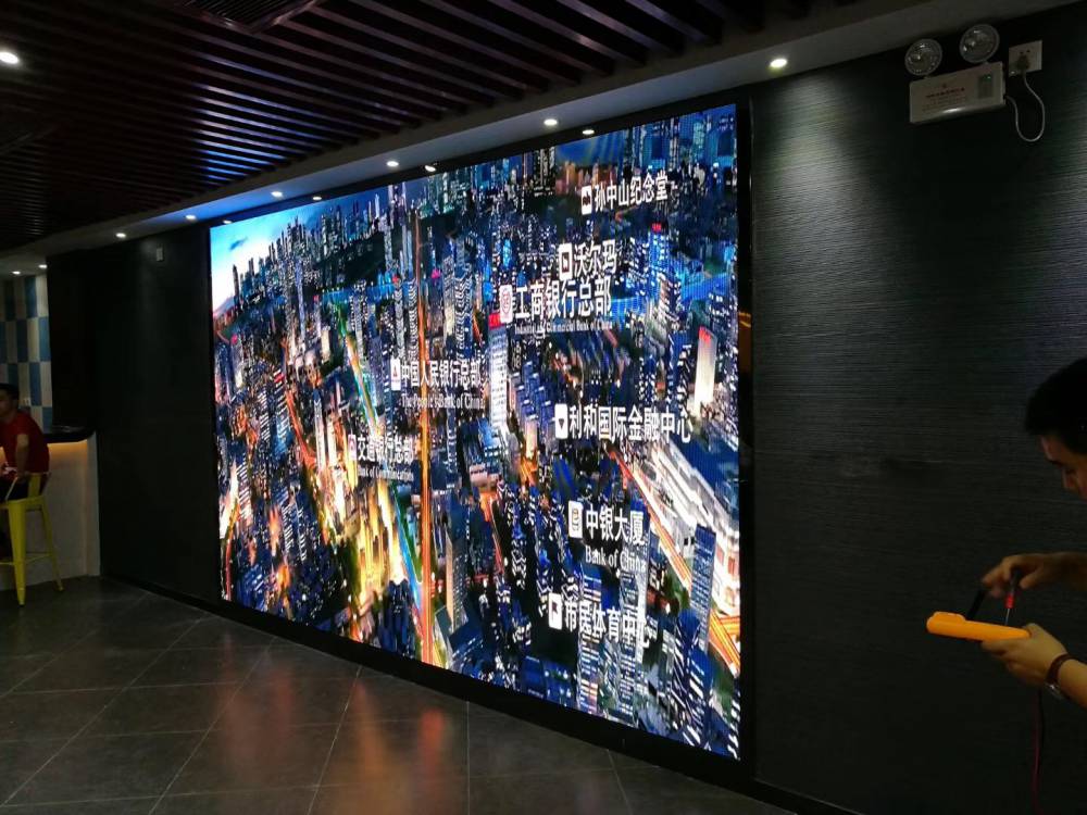 成宣led透明屏ph39超市透明屏室内侧发光透明屏厂家