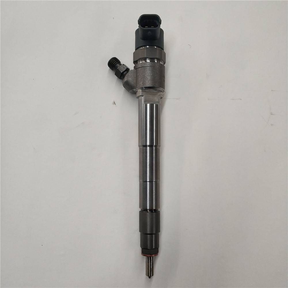 福田康明斯isf38喷油器5317930博世号0445110675用于福田车机使用