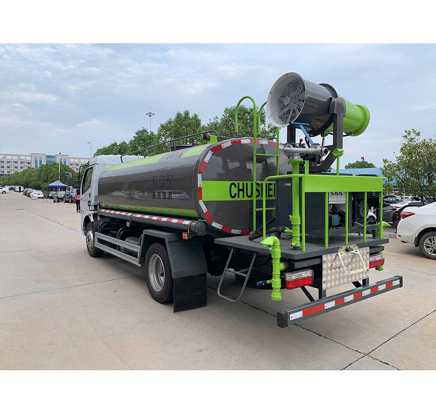楚胜园林绿化洒水车 降尘喷洒车 现车***