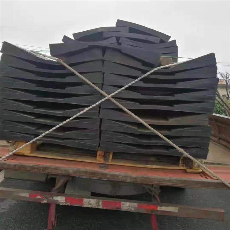 起固定作用的钢卷铝卷橡胶鞍座钢卷橡胶垫