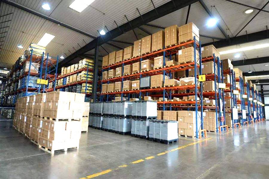 配送中心仓库货架物流配送密集存储仓储货架制造货架选择能达仓储设备