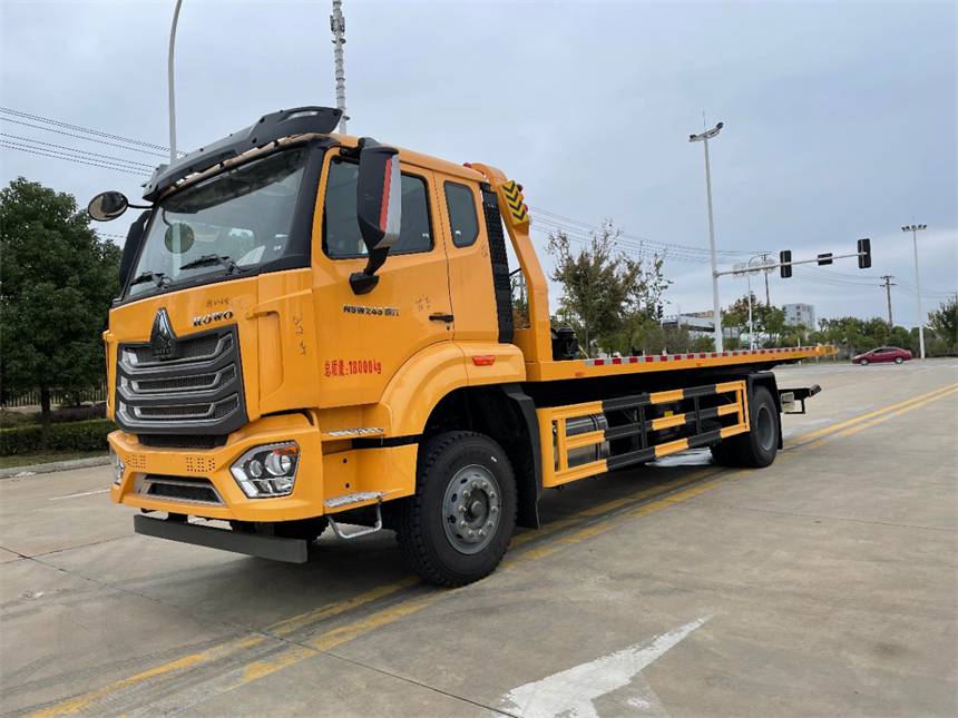 重汽豪沃10吨大板清障车楚胜csc5180tqzpz6重载大型设备和机械运输
