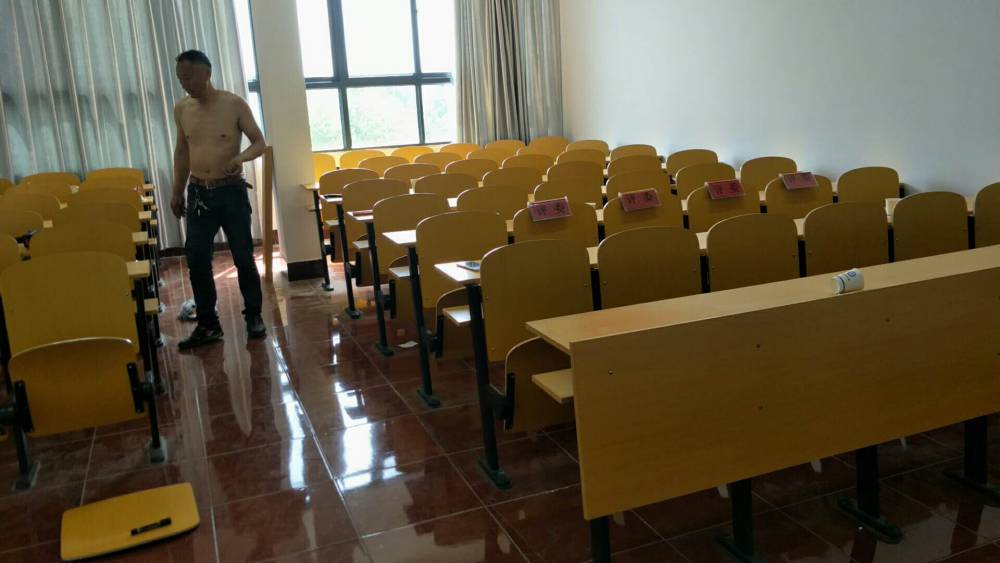 济南学校会议厅活动连排椅定制 众思创家具
