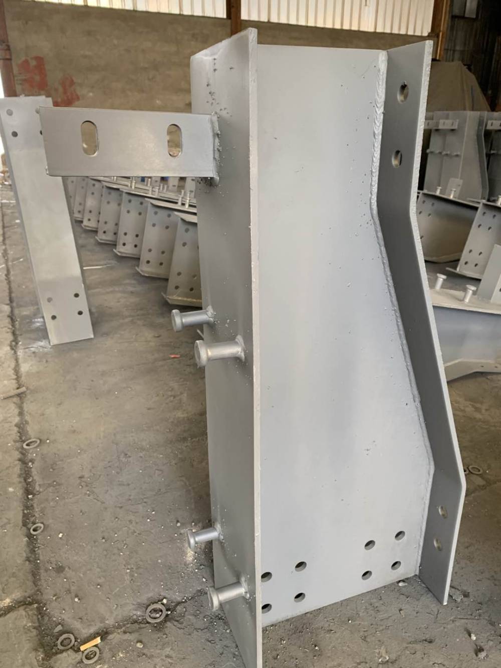 高铁桥梁h钢横梁人行道连续梁桥梁钢结构承重横梁工字钢横梁q345b