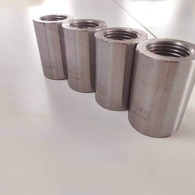 供应钢筋套筒25直螺纹连接套筒正反丝变径套筒建筑配件接头