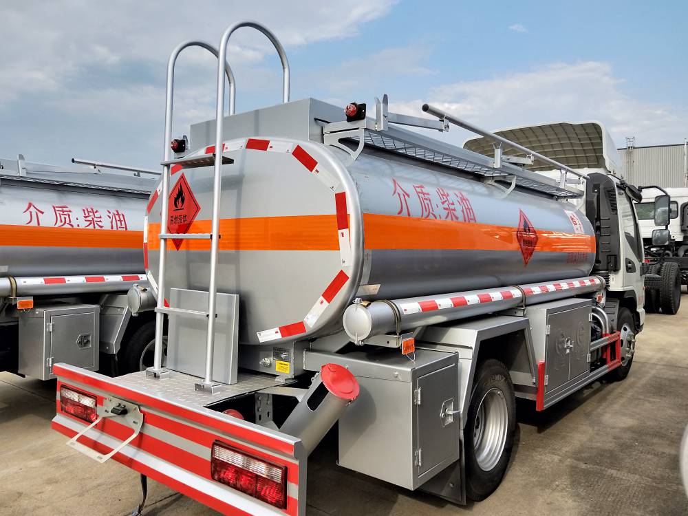 泉州虎v上牌手续16吨油罐车