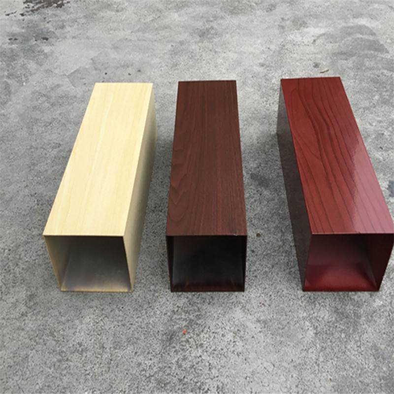 售楼部氟碳漆型材凹槽铝方管安装_铝方通