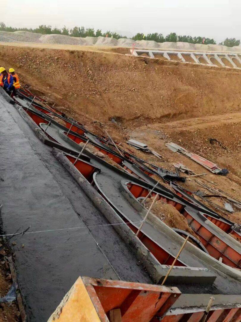 亭子里公路路基边坡防护工程水泥现浇拱形护坡钢模具产品规格
