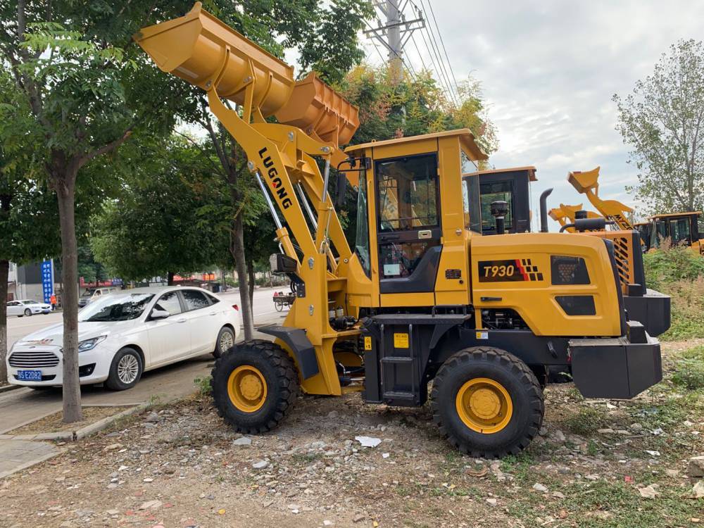 除雪铲扫雪滚刷除雪作业中重型除雪车高速公路除雪车
