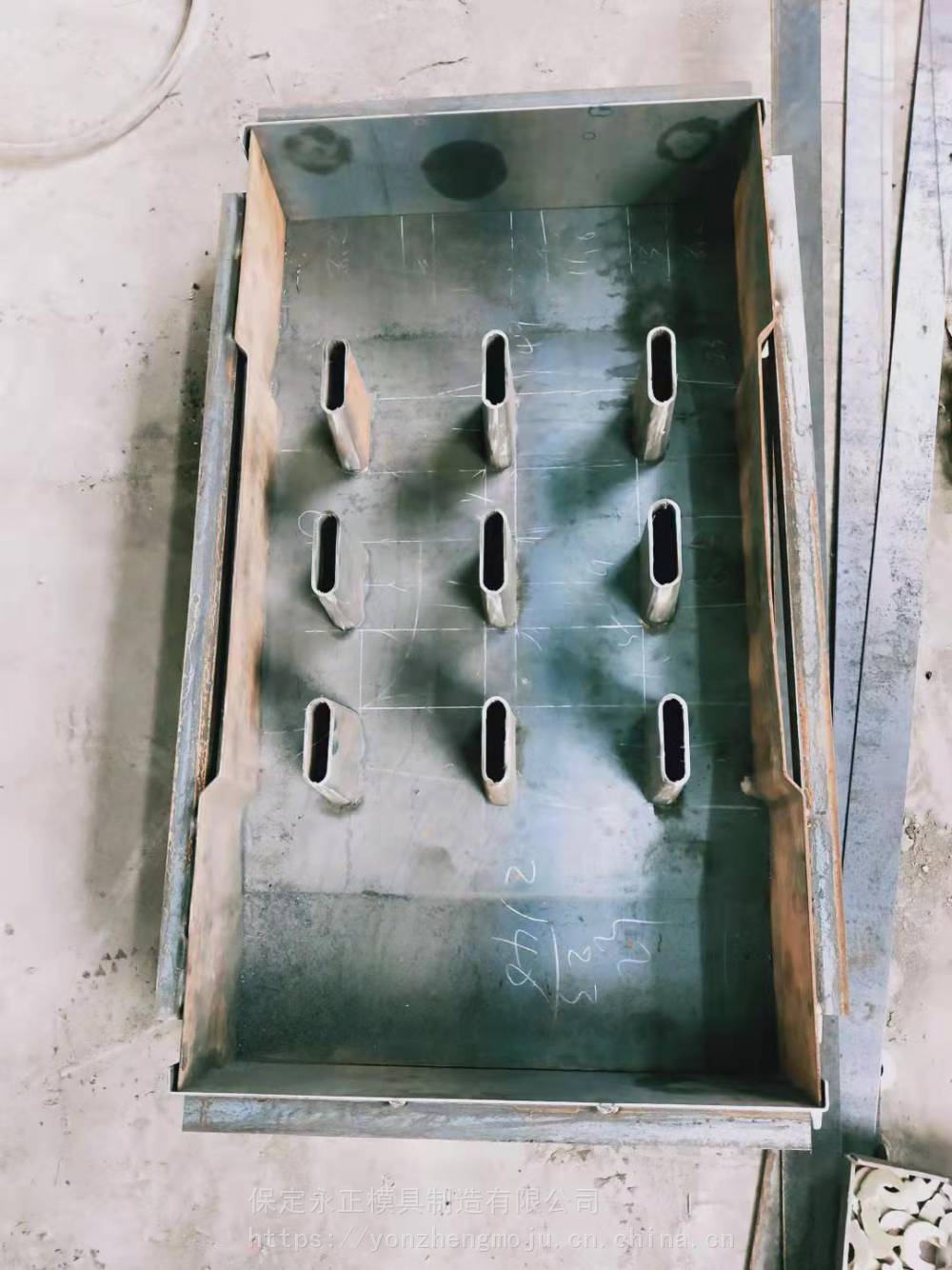 高速边沟盖板模具异型模具定制电力盖板模具