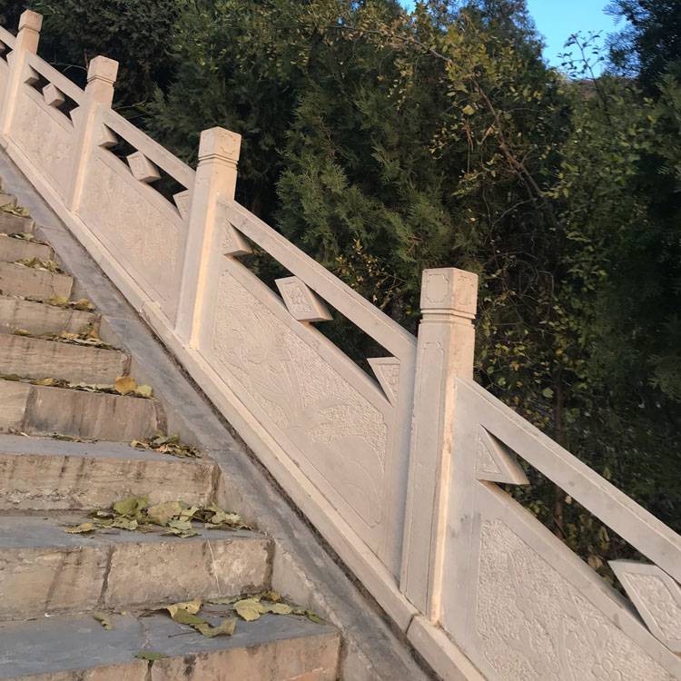 石栏杆围栏石雕栏杆景观石护栏公园景观石栏杆英翰雕刻生产厂家