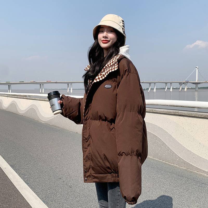江苏扬州尾货订单羽绒服女式宽松百搭外穿型上衣女实体服装店进货渠道