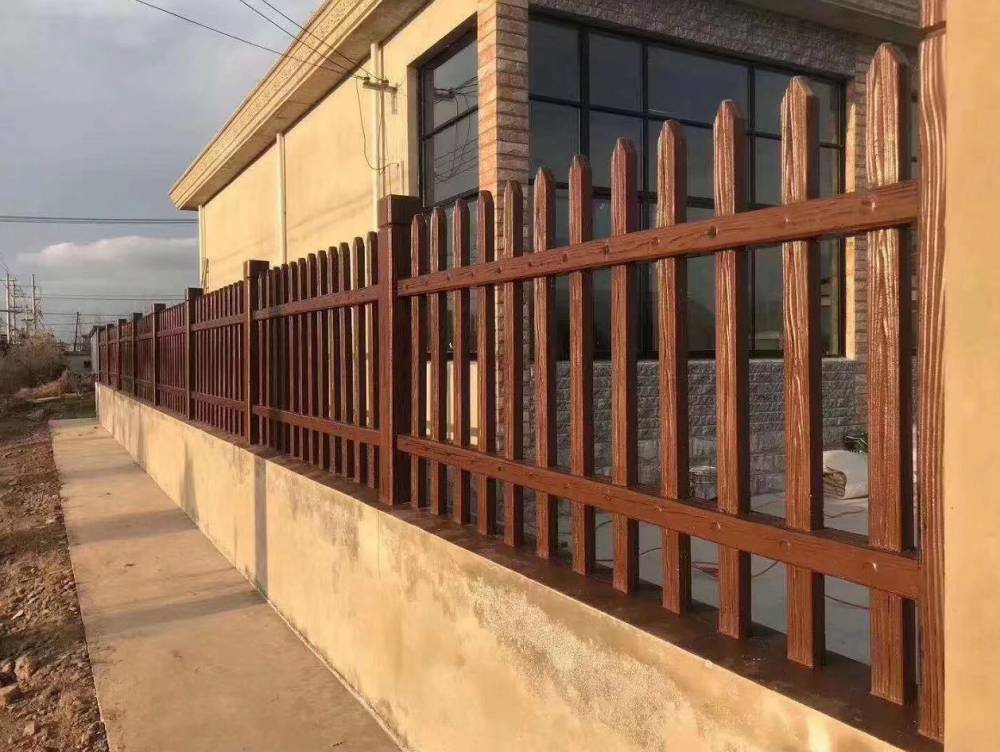 安徽芜湖市建设乡村装饰仿木栏杆艺高景观水泥仿树藤护栏北字型栏杆