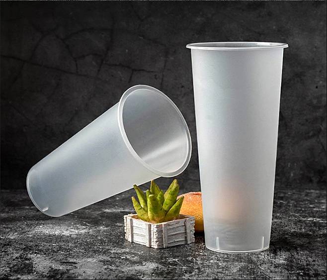 黑龙江大庆哈尔滨pet黑色咖啡杯pp注塑透明奶茶杯定制外卖奶茶塑料