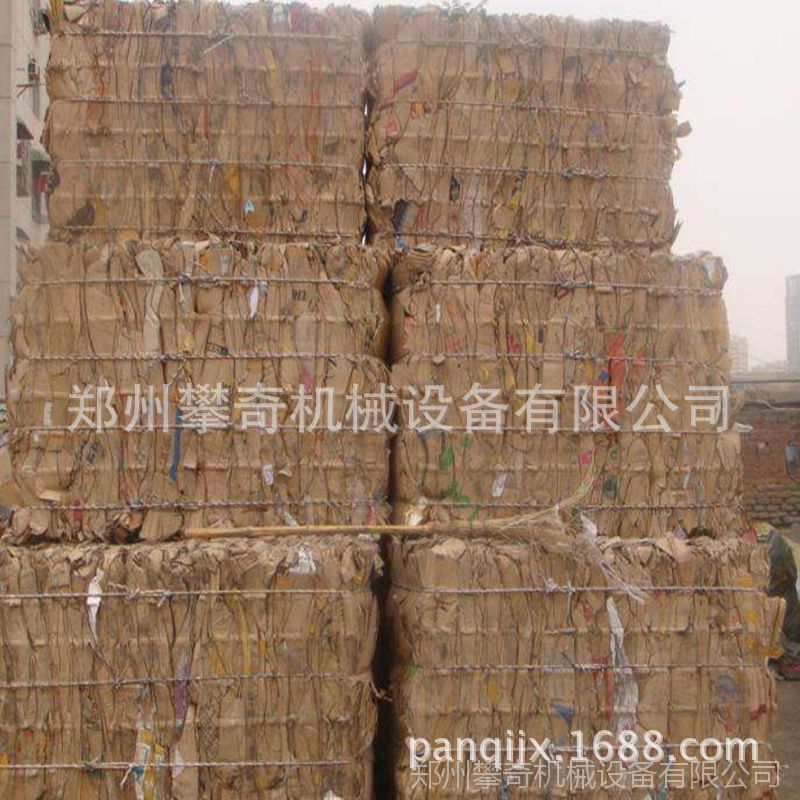 新型塑料打包机