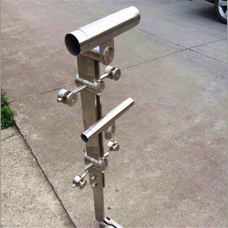 阳台 别墅 不锈钢立柱栏杆图片 304不锈钢立柱 图片