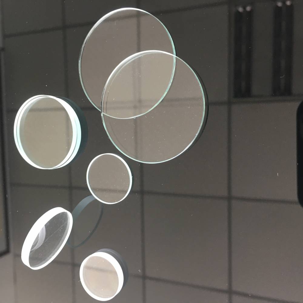 订制小尺寸超薄镜头玻璃2mm3mm钟表钢化玻璃