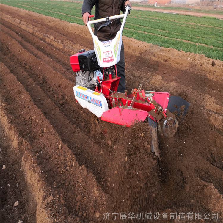 两面翻土马铃薯封沟机 微型大葱培土机 宽窄可调小型开沟机