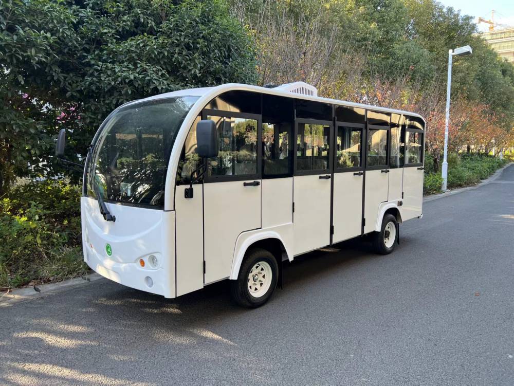14座全封闭电动观光车供应全玻璃门电动观光车景区观光车