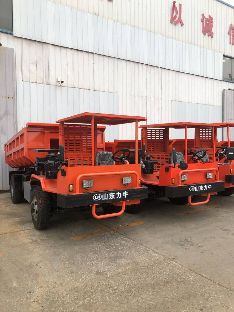 柳州广西爬山王农用车价格四缸四驱爬山王运输水泥