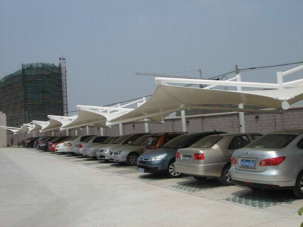 陕西省西安市停车场露天车棚小区景观