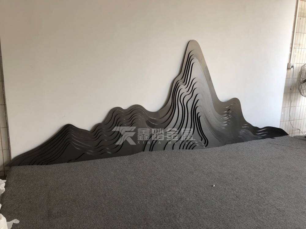 售楼部庭院新中式入口景墙山形摆件激光围边不锈钢山峦造型雕塑定制