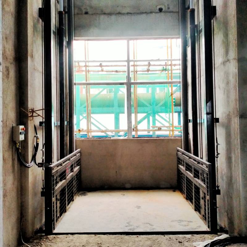 安徽阜阳两层三层厂房电动工业货梯3吨9米链条升降平台