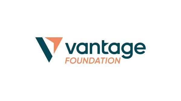 Vantage基金会志愿者为越南Laws for Paws收容犬只送去关爱与温暖