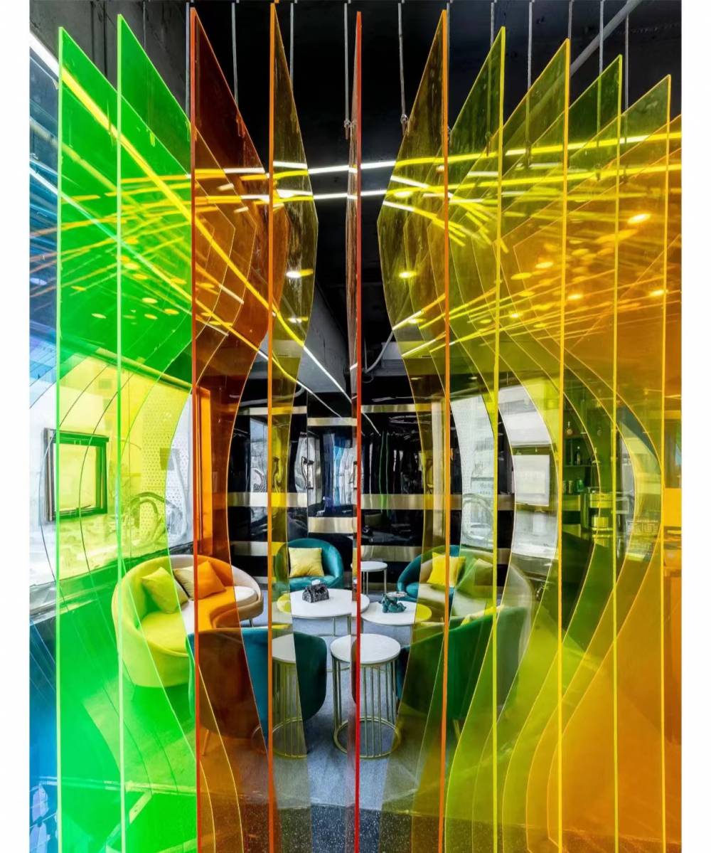 网红克莱因蓝炫彩条纹亚克力屏风客厅办公室店面隔断玄关装饰定制