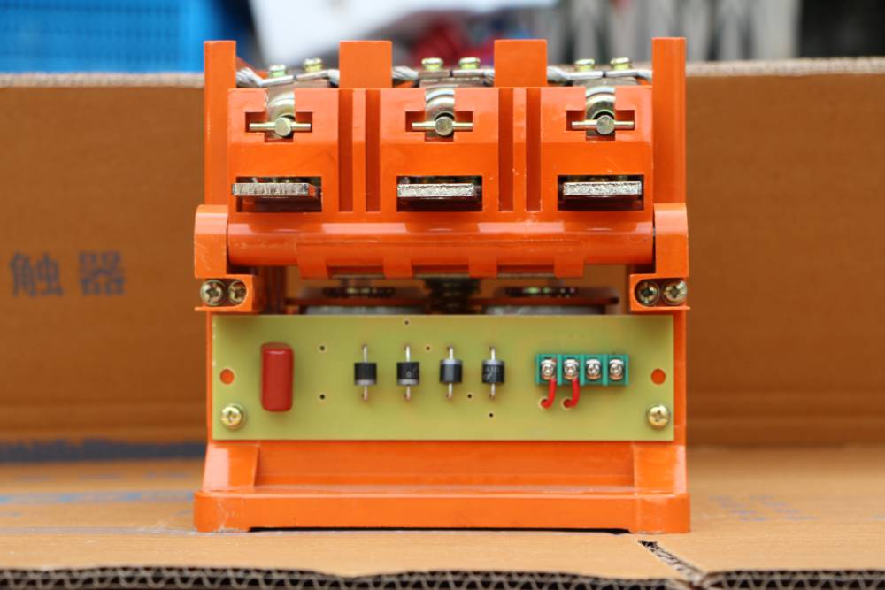 10kv交流接触器电保持jcz512d630a高压真空接触器