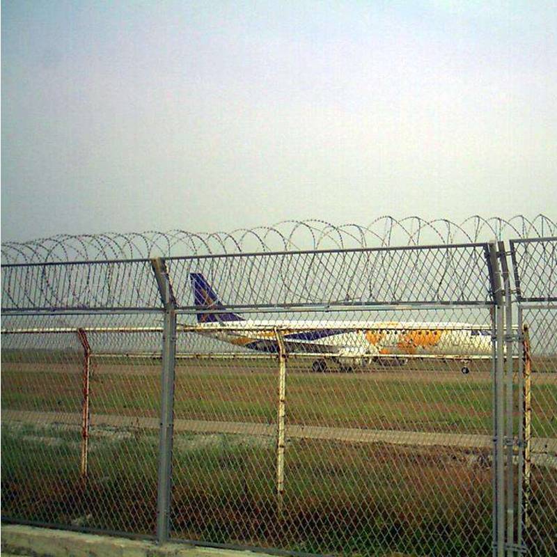 机场隔离网围栏围墙刺丝滚龙围栏定制护栏网