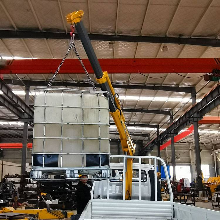 轻卡微卡改装1吨吊机车载折臂吊