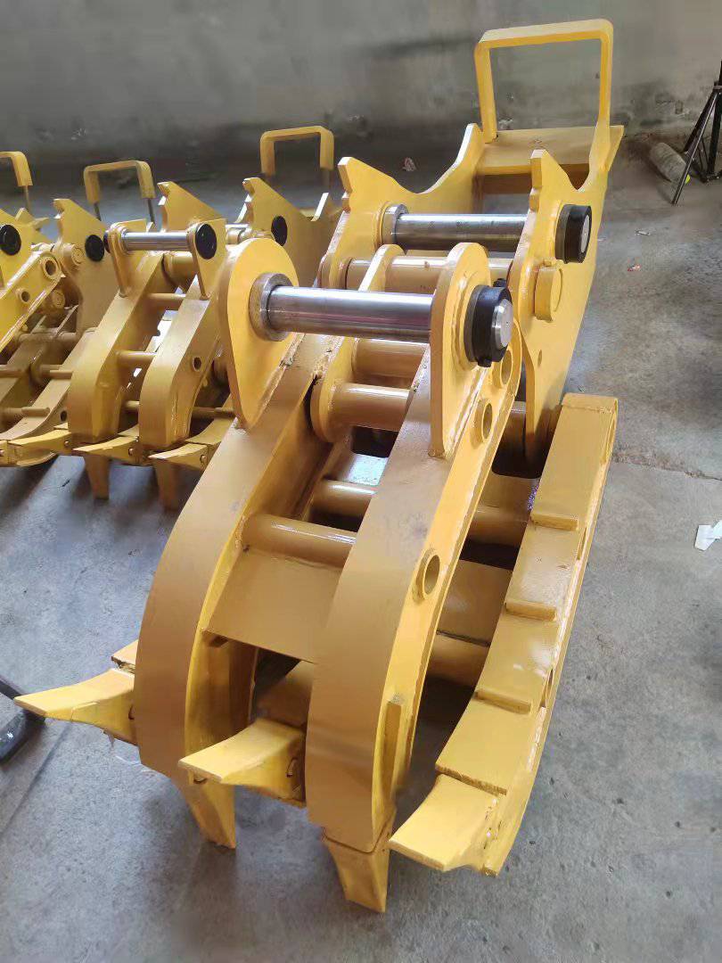 三一日立挖机抓草爪子龙工75临工80挖掘机抓草抓木头夹铁夹子