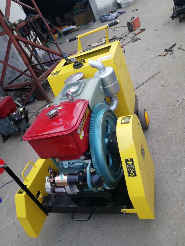 太原大功率牛场刻纹机2公分深刻槽机牛场刻槽机视频