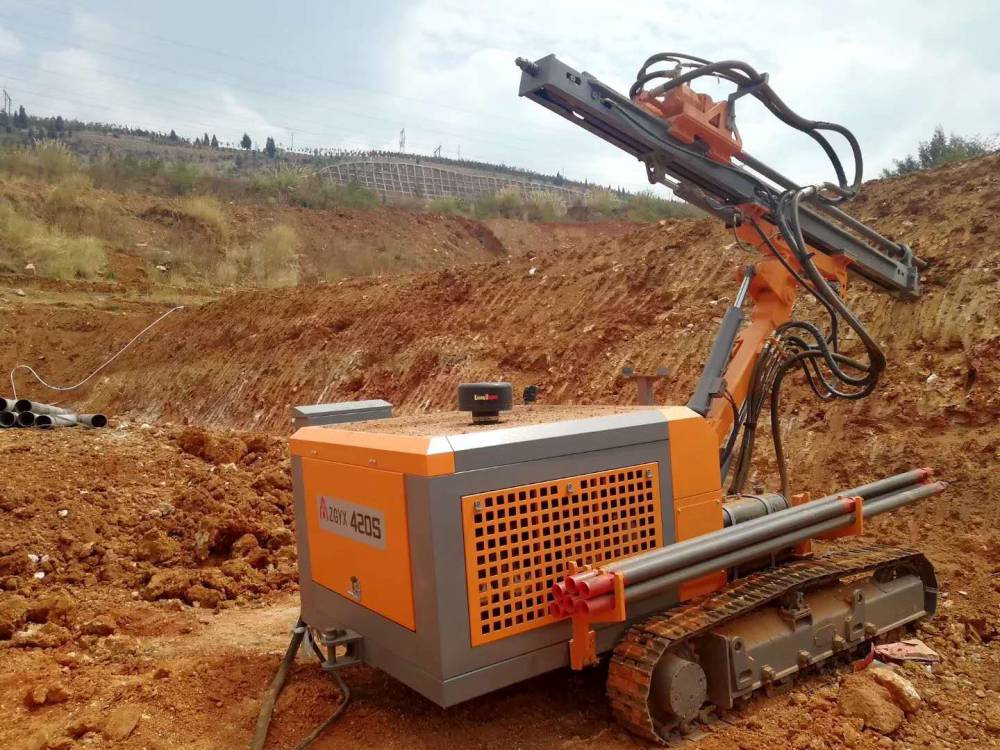 zgyx420s锚固钻机在工地工作视频