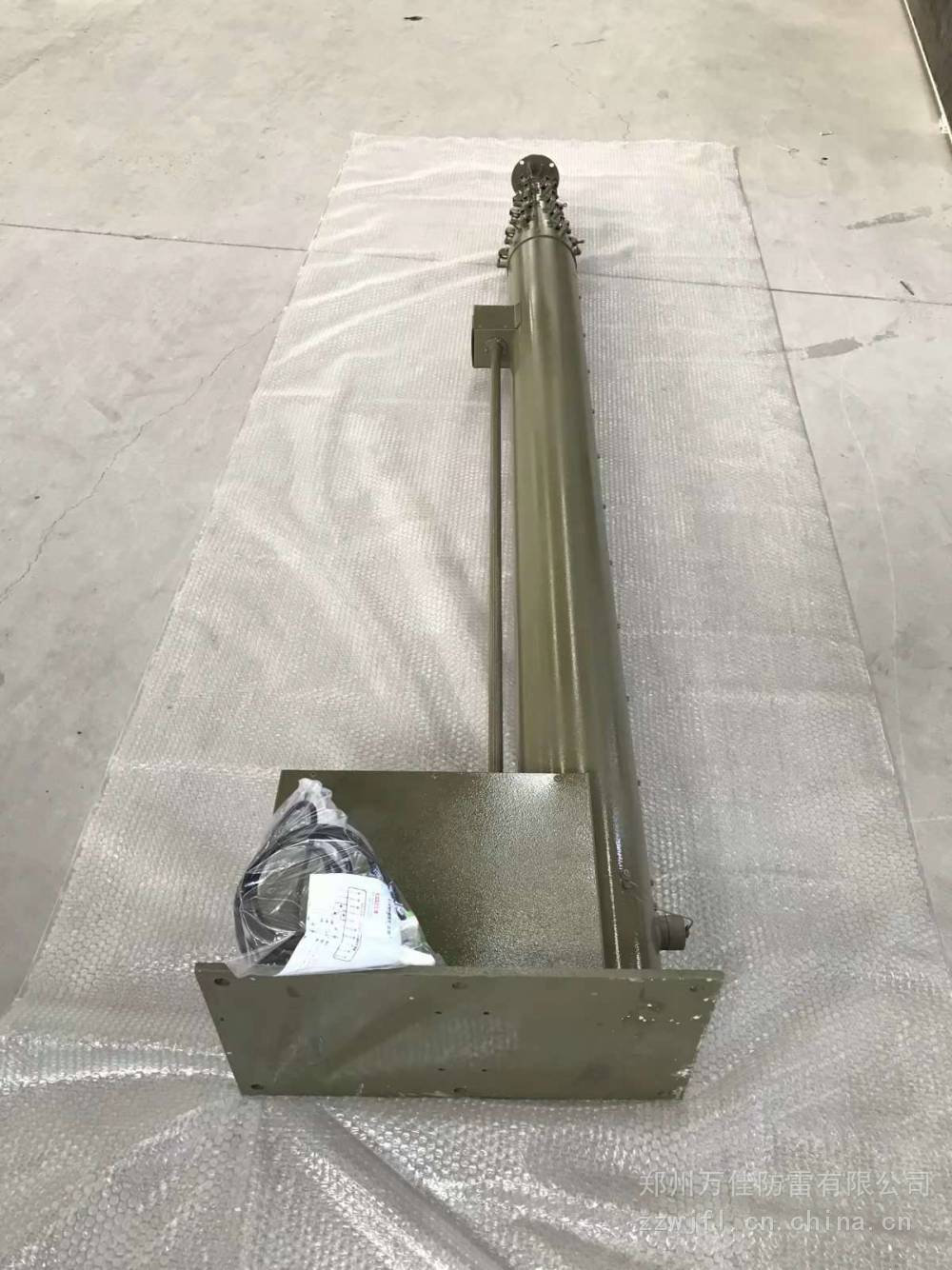 巡检机器人升降杆 5米多节电动升降杆 升降旋转伸缩杆