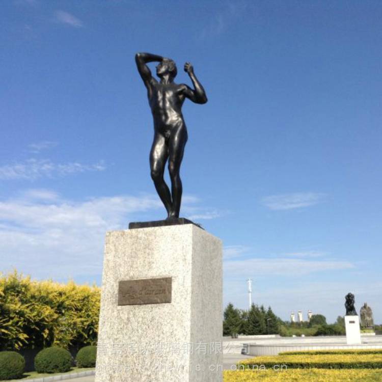 青岛玻璃钢校园门口雕塑图片