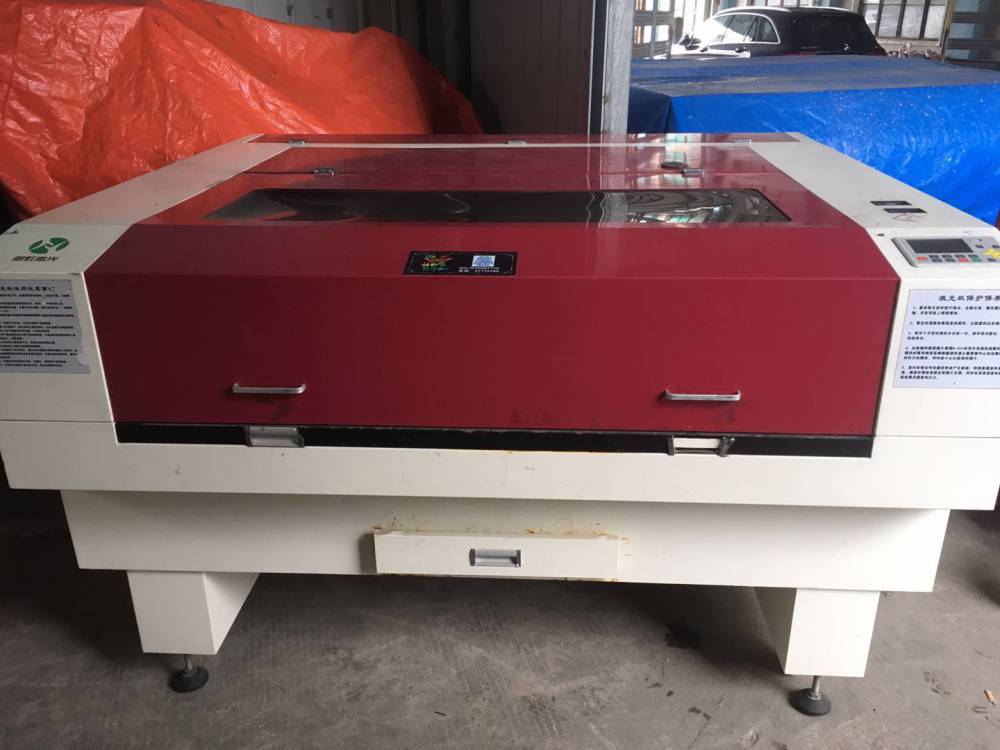 二手1390激光机转让出售 亚克力pvc木板等非金属切割机