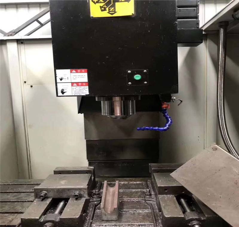 转让二手台群t10数控铣床二手数控铣床三菱m70系统