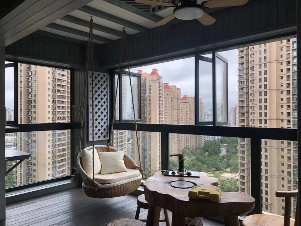 左右折叠窗深圳铝合金门窗厂供应金房顶25系列产品